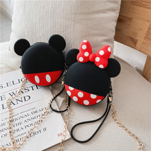 Load image into Gallery viewer, Q UNCLE Cartoon Coin Purse Girls Purse Kawaii Mini Wallet Chain Zipper Silicone Headphone Key Storage Bag Mini Crossbody Bag